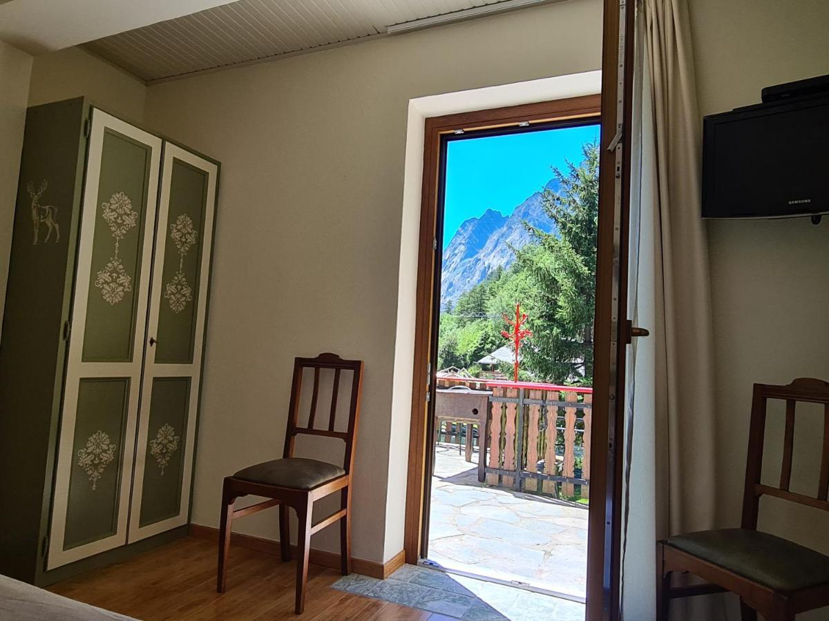 Hotel Dente Del Gigante Курмайор Экстерьер фото